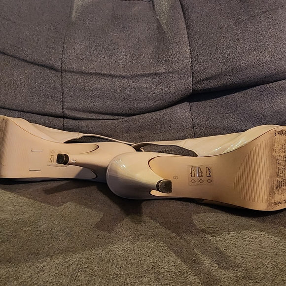 Call is Spring, heel - Picture 4 of 4